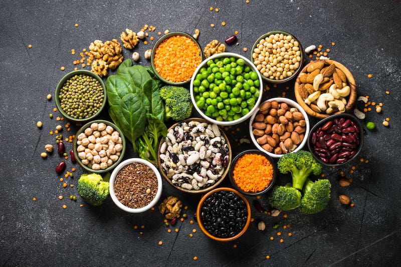 Las proteínas son preferibles en la cena, especialmente cuando no se necesita tanta energía, a menos que se trabaje en horario nocturno (Fuente: Shutterstock)