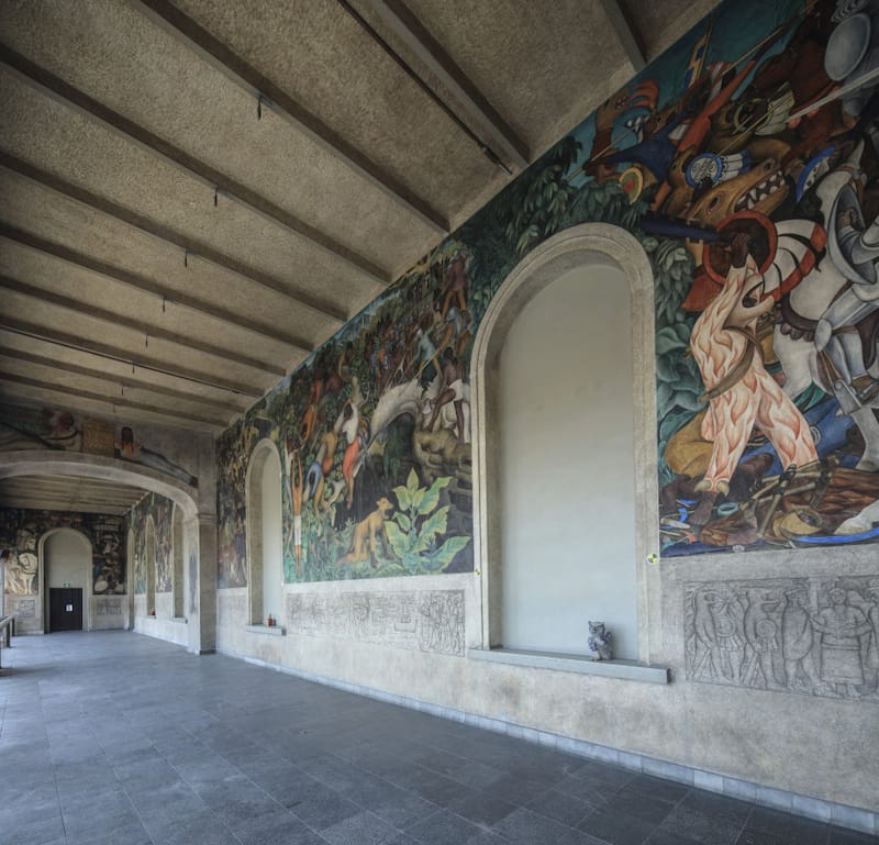 Pasillos del Palacio Hernán Cortés. Fuente: Luis Gerardo Pena Torres INAH.