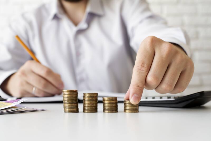 El Factor de Sostenibilidad, el MEI se refleja sobre los ingresos y no en las prestaciones. Fuente: Archvio