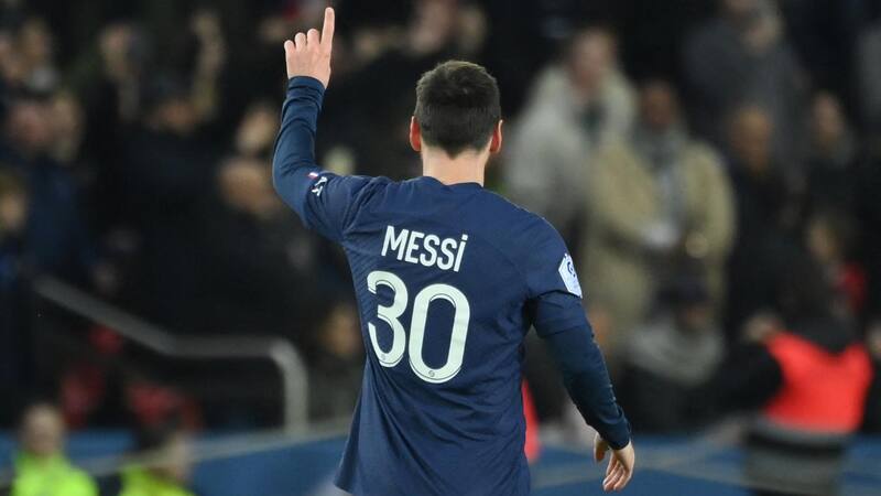 Messi le dio la victoria al PSG con un golazo clásico en su repertorio