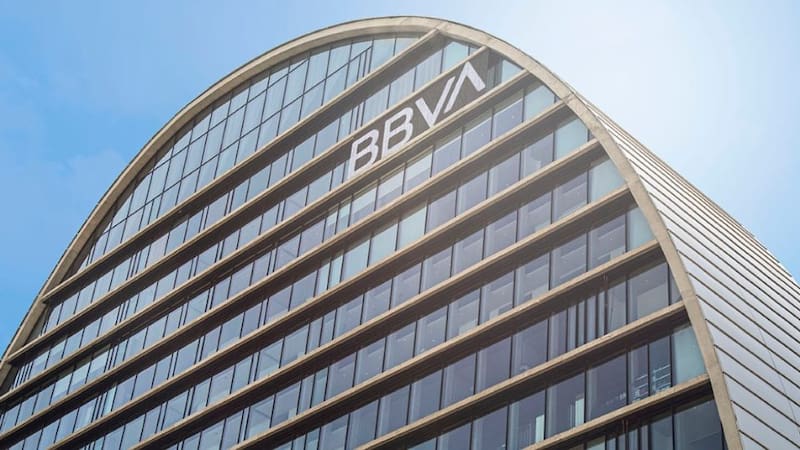 Todo lo que hay que saber sobre la absorción del Banco Sabadell por BBVA.