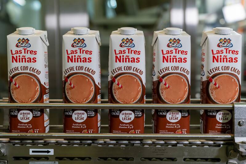 El clásico isotipo de Las Tres Niñas también tuvo su rediseño tras la compra por parte de Adecoagro.