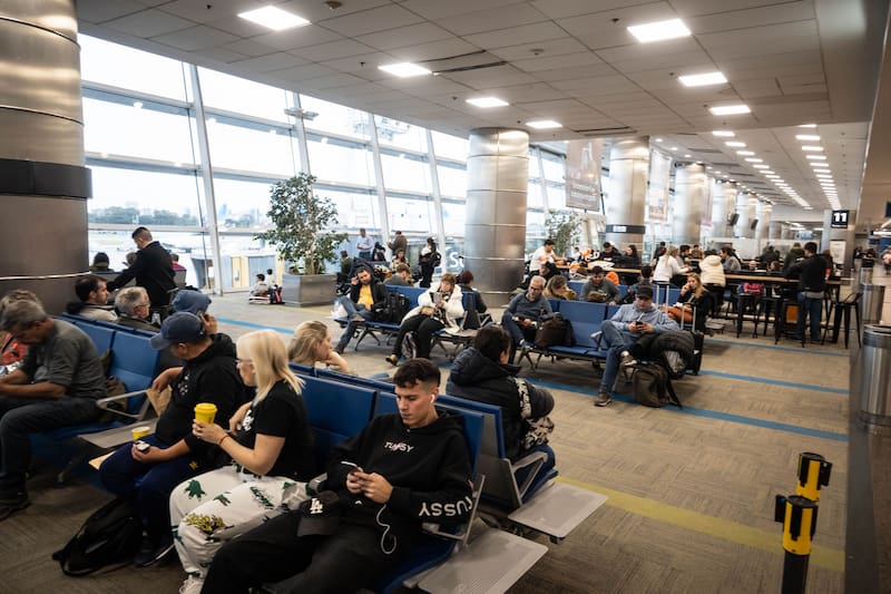 Podría haber demoras y cancelaciones en Aeroparque este jueves por la tarde.