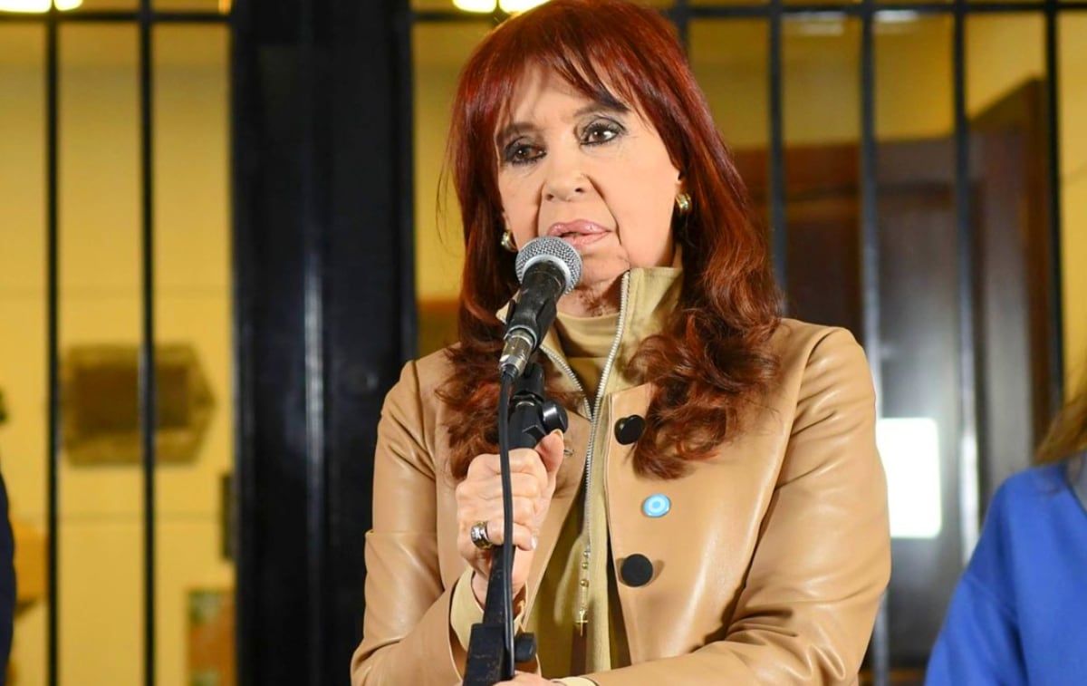 Cristina, en su peor momento: el 80% le adjudica la “debacle” peronista, mientras crece el respaldo a Milei Cristina, en su peor momento: el 80% le adjudica la “debacle” peronista, mientras crece el respaldo a Milei