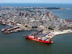 Un nueva medida sindical paraliza el puerto de Montevideo