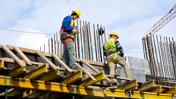 Adiós a la racha negativa: Empleo formal en México vuelve a crecer tras 7 meses de caídas
