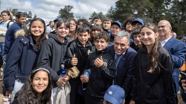 La desaprobación de Orsi es de 52%