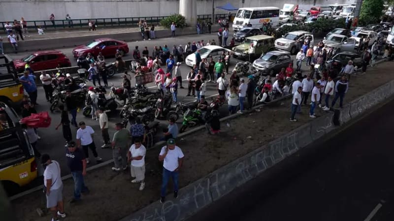 A través de comunicados oficiales y redes sociales, los organizadores han confirmado la realización de un paro nacional que promete paralizar las principales vías de comunicación del país. Checa todos los detalles a continuación.