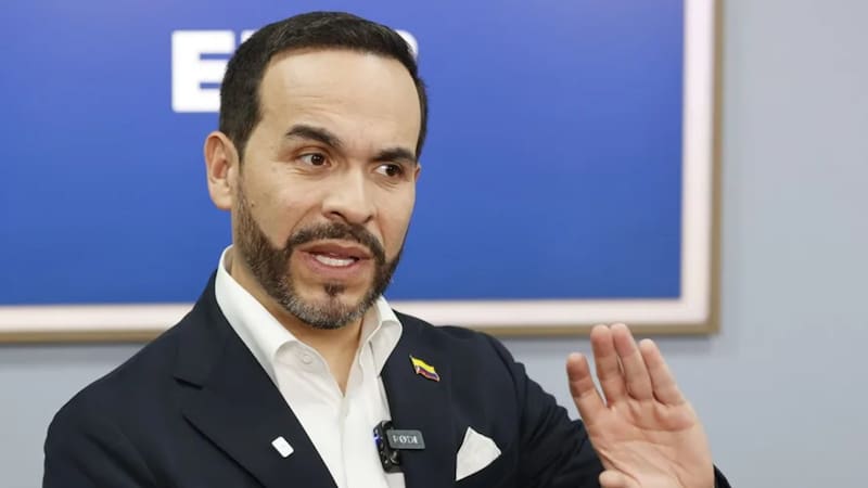 El aspirante defendió la independencia de su campaña y aseguró que no cuenta con financiamiento de grandes capitales.