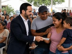 Anuncio oficial | Abelardo De La Espriella repartirá más de 900.000 pesos a familias: desde cuándo y beneficiarios