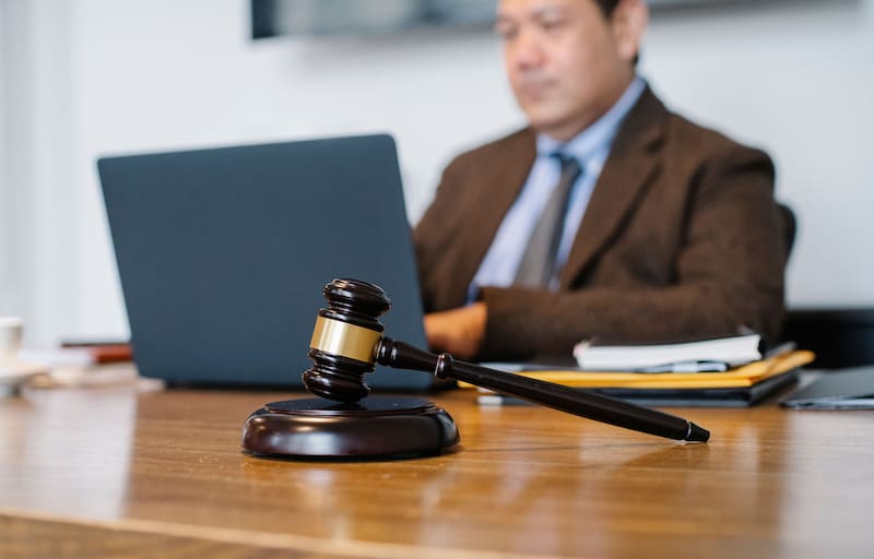 Abogados ya comienzan a usar la IA | Foto: Sora Shimazaki de Pexels