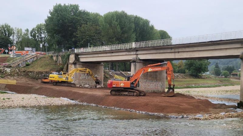 Abren un nuevo puente con pasarela de vidrio que unirá a toda la costa y reducirá los tiempos de viaje. Foto: Gobierno de Asturias