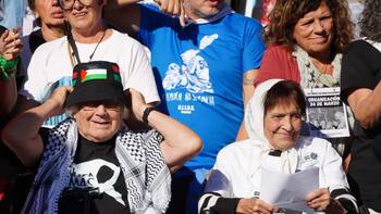 Masiva movilización a Plaza de Mayo: críticas al “negacionismo” oficial y la liberación de CFK