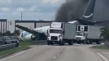 Tragedia en Miami: un avión se despistó y estrelló en el aterrizaje en el aeropuerto internacional