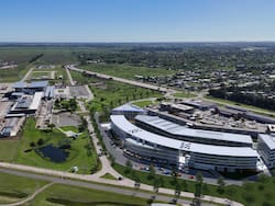 La apuesta de un gigante hotelero para quedarse con el tráfico de un reconvertido aeropuerto del interior