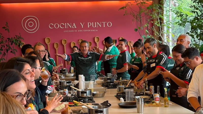 Activación Interceramic por el segundo partido de la Selección Mexicana.