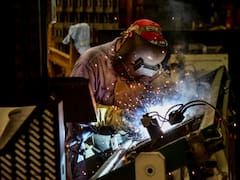 Tras el rebote del tercer trimestre, la economía volvió a frenar en octubre