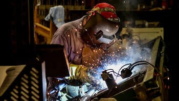 La economía, a punto de cruzar un umbral que no pisaba desde 2024: qué anticipa el nuevo dato sobre Milei