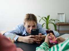 Meta y YouTube culpables de adicción a redes sociales: tribunal ordena pago millonario a joven que usó las plataformas desde los 6 años