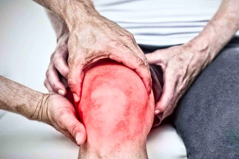 Caminar, andar en bicicleta o nadar lideran las recomendaciones por su impacto positivo en la función articular. Fuente: archivo.