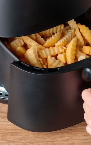 Adiós a la freidora de aire | El moderno electrodoméstico que cocina las comidas de diversas formas