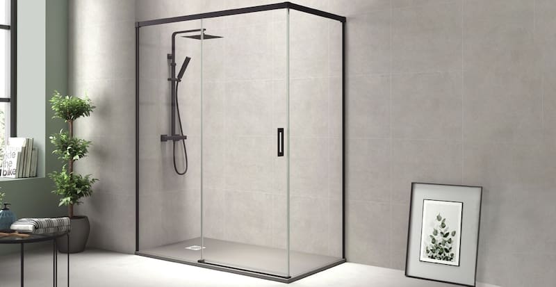 Adiós a la mampara del baño: 3 nuevas tendencias más elegantes que vienen de Europa y la reemplazan para siempre