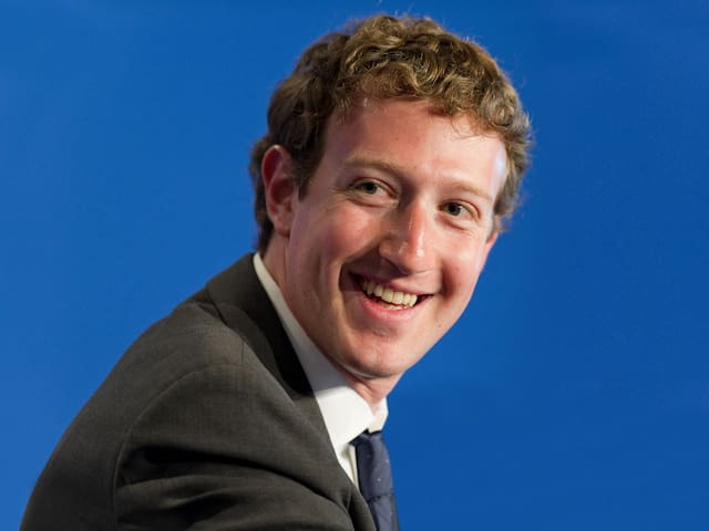 Adiós a los celulares: el dueño de WhatsApp afirmó que serán reemplazados por este nuevo dispositivo