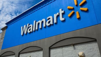 La Corte Suprema falló en contra de un reconocido supermercado: deberá pagar millones a sus trabajadores tras engaños con propinas y pagos