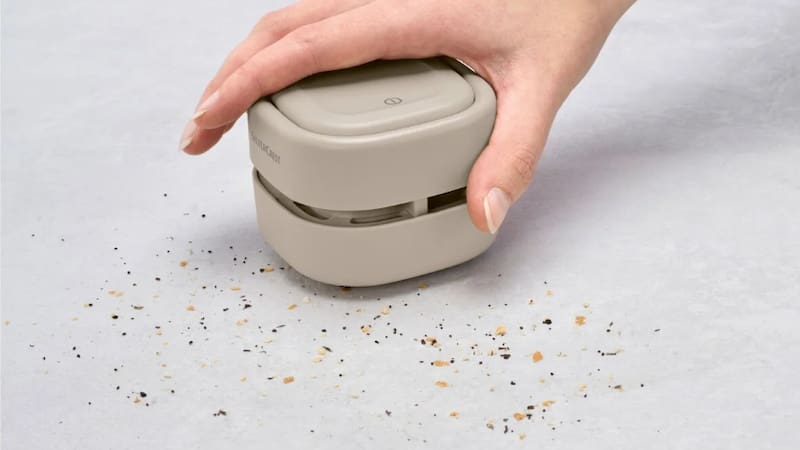 Adiós al polvo | Este electrodoméstico de Lidl es ideal para eliminar la suciedad en lugares pequeños.