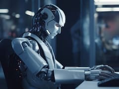 Adiós al trabajo humano: una empresa líder en tecnología echó a 8000 empleados y los reemplazó con inteligencia artificial