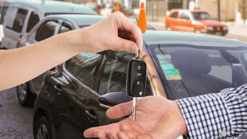 ¿Vas a comprar auto usado? 4 de cada 10 en México tienen fallas graves o problemas legales, dice WeVerify Autos
