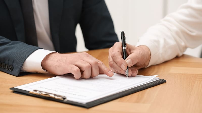 Adiós al tributo de Sucesiones: los herederos pueden evitar el pago si el testamento incluye esta cláusula. Foto: Shutterstock