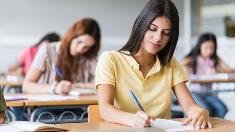 Adiós Becas Progresar: el Gobierno amplía el plazo de inscripción a un nuevo programa que paga $200.000 a los estudiantes. Foto: Shutterstock