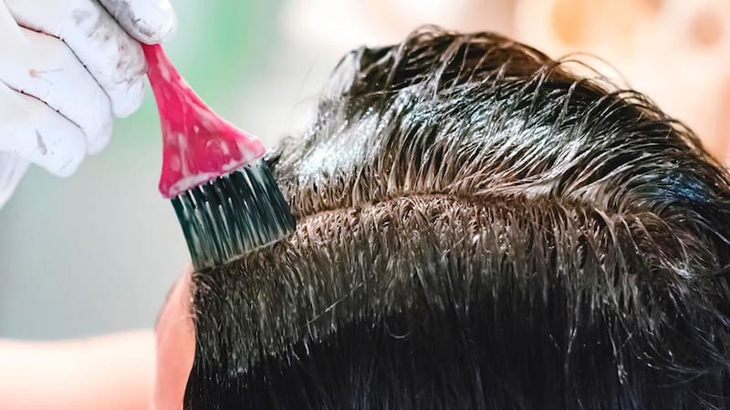 Este tinte casero ofrece brillo, suavidad y una coloración duradera sin necesidad de químicos agresivos. Cómo se hace.