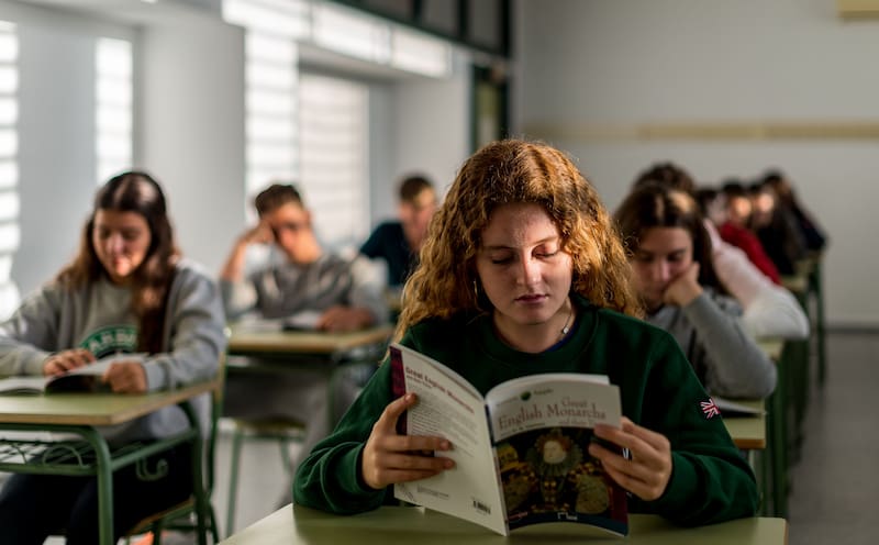 El primer día de clases del año escolar 2026-2027 fue el 10 de septiembre, mientras que el calendario establece el 28 de junio de 2027 como el último día para los estudiantes.