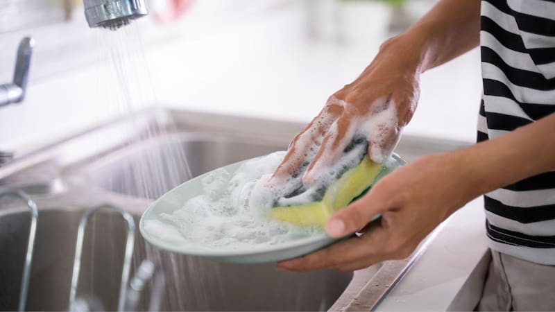 ¿Cómo limpiar correctamente la esponja?