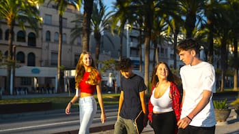 Confirmado por Miami: aplicarán multas puerta por puerta y podrán arrestar a todas las personas que hagan esto en la acera