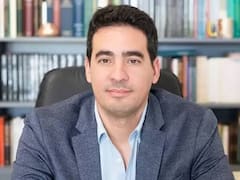 Quién es Adrián Ravier, el economista de la escuela austríaca que reemplazará a Adorni como vocero presidencial