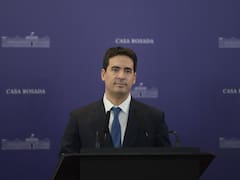 Ravier, la carta de Milei para reconectar con el electorado: el contraste con Adorni y su “prueba de fuego” ante la prensa