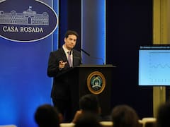 El vocero presidencial Adrián Ravier brinda una nueva conferencia de prensa