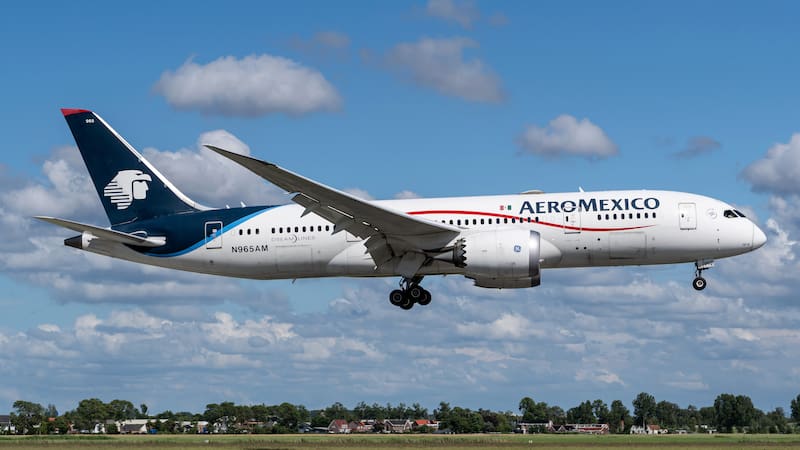 En la actualidad, Aeroméxico cuenta con una conexión directa entre la Ciudad de México y Roma. Sin embargo, a partir del 28 de marzo de 2027, la aerolínea ampliará su presencia en Italia con la incorporación de una nueva ruta hacia Milán.