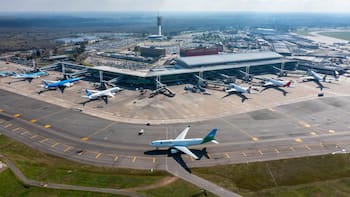 El Gobierno dio luz verde a una aerolínea internacional para entrar al negocio de la carga aérea: cuál es y qué implica