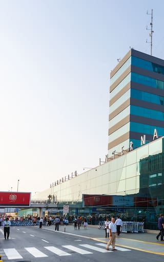 Aerolíneas y un Gobierno abren una nueva megaterminal: un aeropuerto latinoamericano se prepara para ser el gran hub de la región