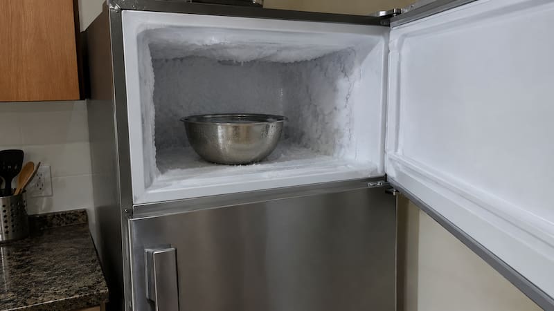 Una guía oficial detalla los pasos clave para realizar el mantenimiento del freezer