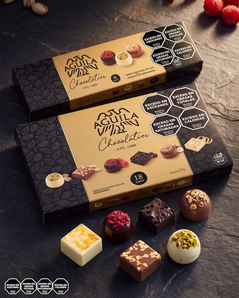 Águila lanzó frutos secos cubiertos de chocolate, bombones rellenos y cajas surtidas.
