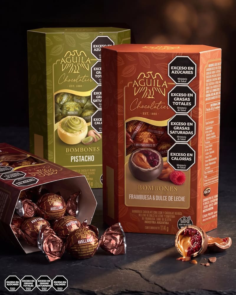 Águila lanzó frutos secos cubiertos de chocolate, bombones rellenos y cajas surtidas.