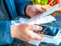Cómo bajar el gasto de supermercado y servicios para pagar menos el mes que viene: la lista de trucos que todos pueden implementar en el hogar