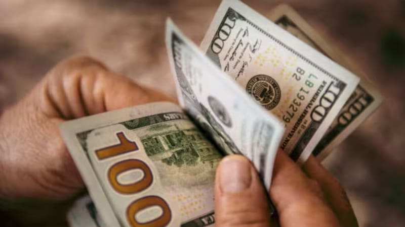 Antes de comprar dólares es importante conocer la cotización.