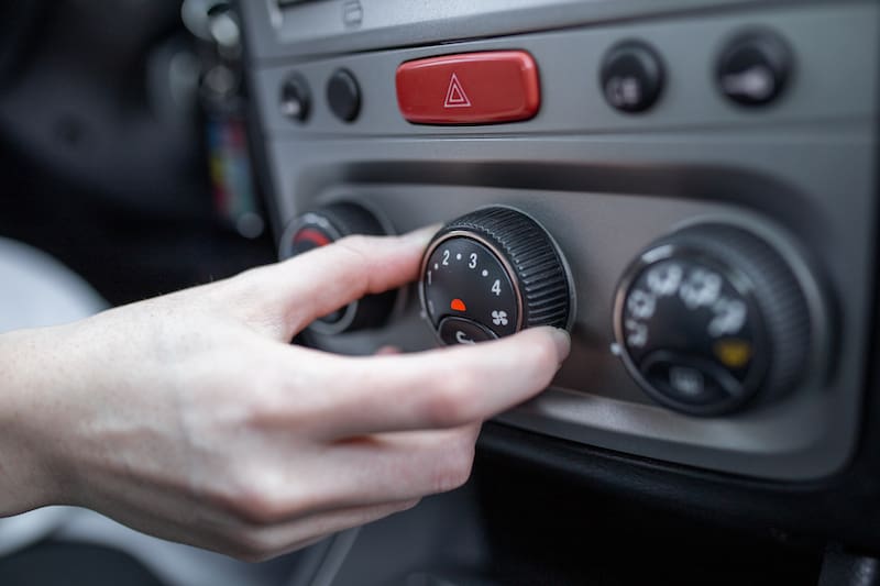 ¿El aire acondicionado aumenta el consumo de combustible?