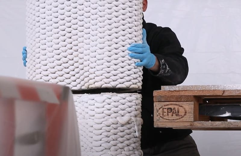 Airlements es un conjunto de cuatro piezas impresas en 3D de dos metros de altura.